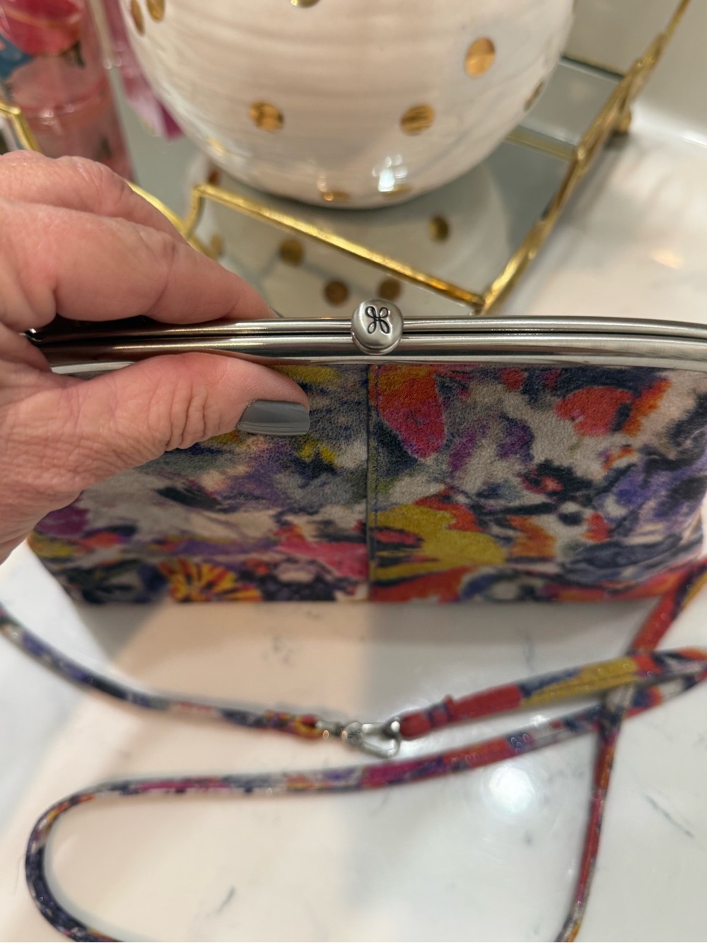 HOBO NWT Multicolor Floral leather purse - Picture 4 of 11